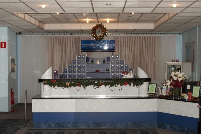 بوزنان Hotel 222 المظهر الخارجي الصورة